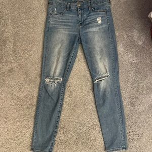 American Eagle Light Wash Jeans